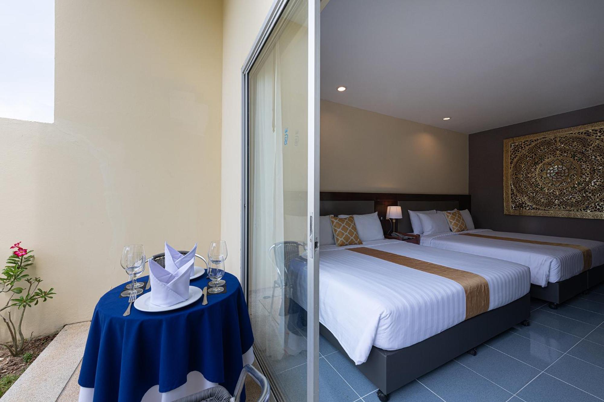 Blue Beach Grand Resort And Spa In Chalong Phuket By Dayuu Ban Saiyuan ภายนอก รูปภาพ
