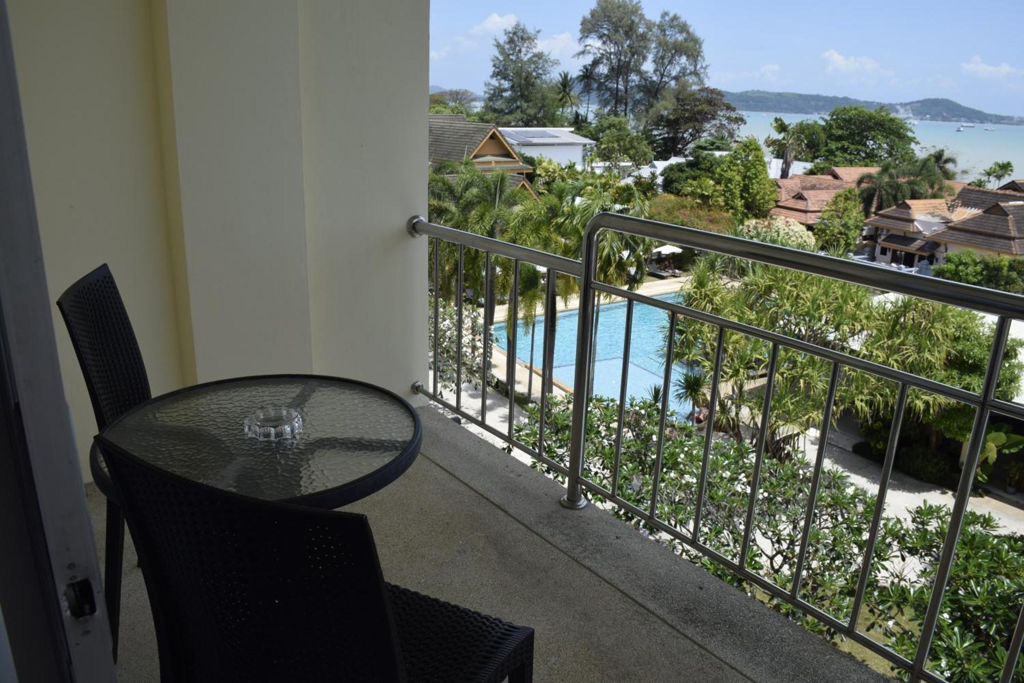 Blue Beach Grand Resort And Spa In Chalong Phuket By Dayuu Ban Saiyuan ภายนอก รูปภาพ