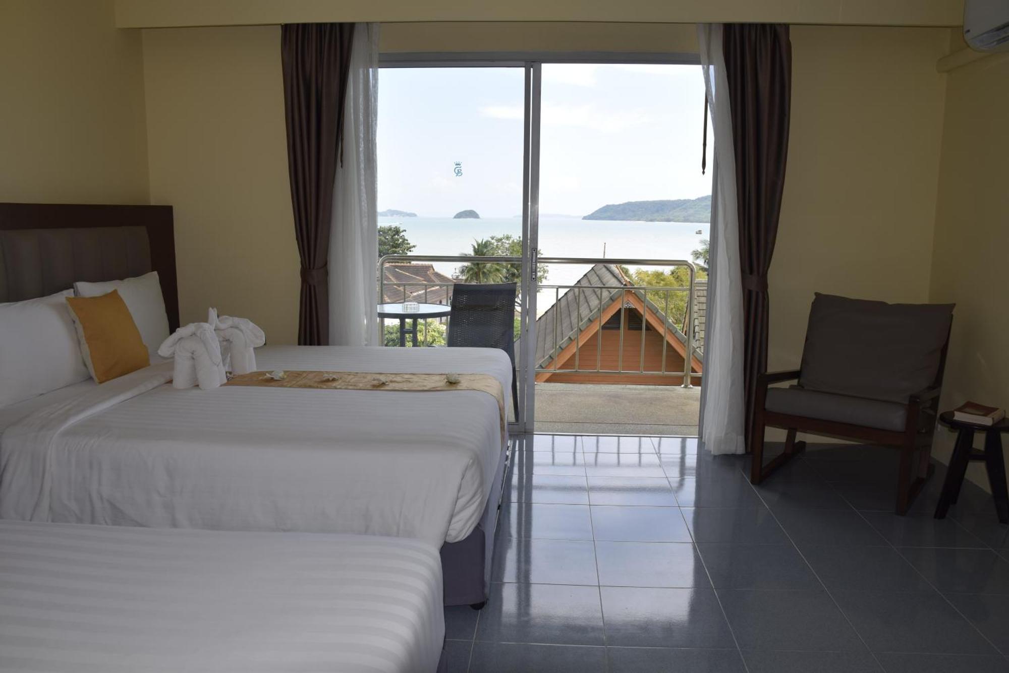 Blue Beach Grand Resort And Spa In Chalong Phuket By Dayuu Ban Saiyuan ภายนอก รูปภาพ